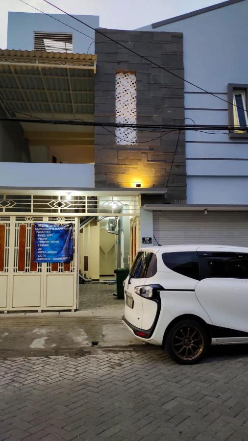 Oyo 91209 Arjuna Residence Syariah Sby Surabaya Exteriör bild